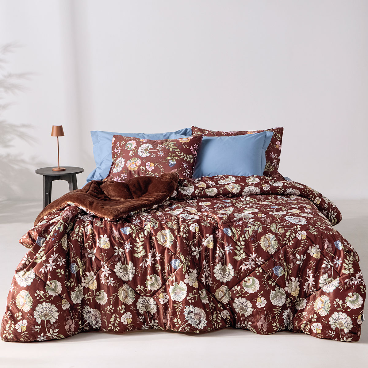 Κουβερτοπάπλωμα King Size (260x240) Kentia Cortney