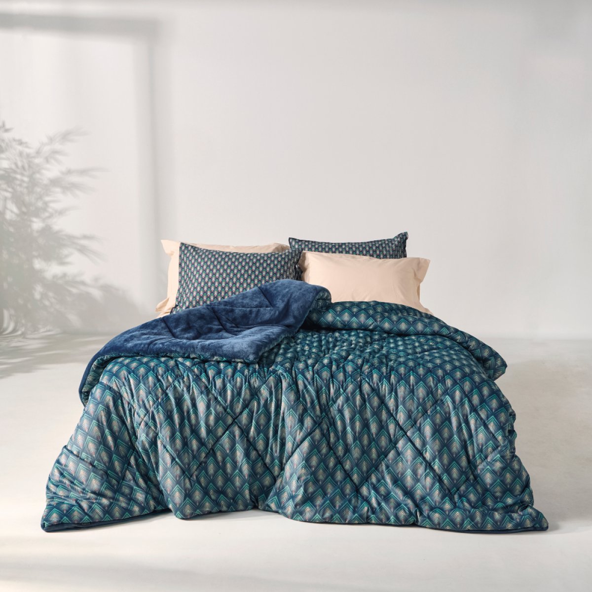 Κουβερτοπάπλωμα King Size (260x240) Kentia Ladon 02