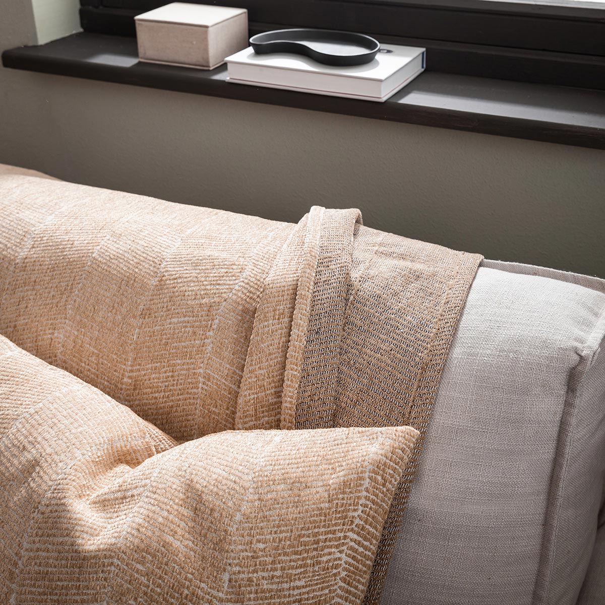 Ριχτάρι Καναπέ Διθέσιου (180X250) Gofis Home Inger Gold Beige 143 04 Λευκά Είδη Σαλονιού Ριχτάρια Χειμερινά Spitishop