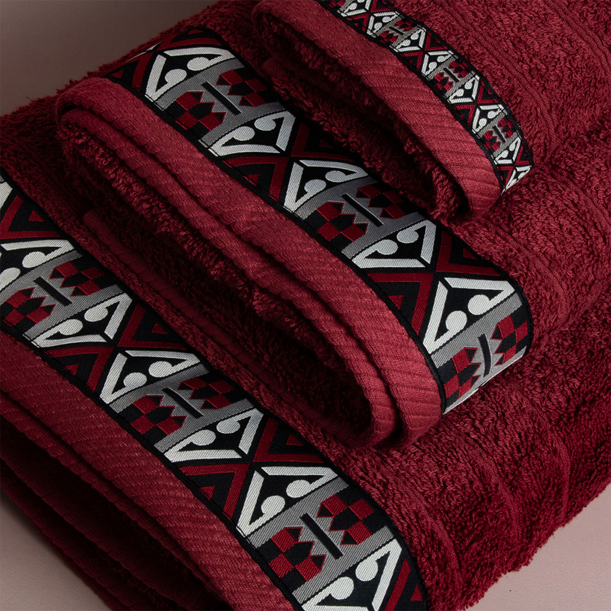Πετσέτα Προσώπου (50X90) White Fabric Perrin Bordeaux 500Gsm Λευκά Είδη Μπάνιου Πετσέτες Spitishop