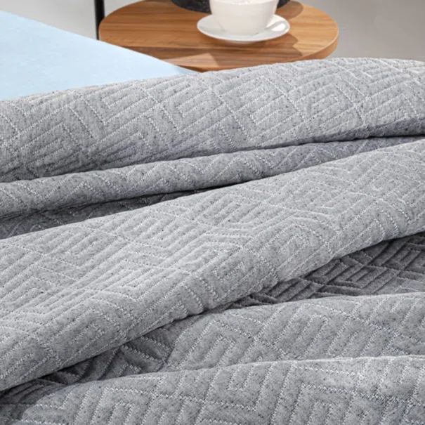 Κουβερτόριο Υπέρδιπλο (245x260) Guy Laroche Pattern Black & White