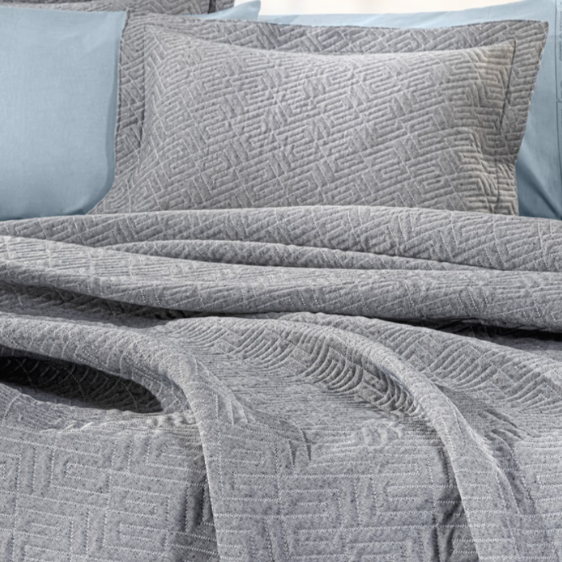 Κουβερτόριο Υπέρδιπλο (245X260) Guy Laroche Pattern Black White Λευκά Είδη Κρεβατοκάμαρας Κουβέρτες Κουβερτόρια - Ριχτάρια Κρεβατιού Υπέρδιπλα 