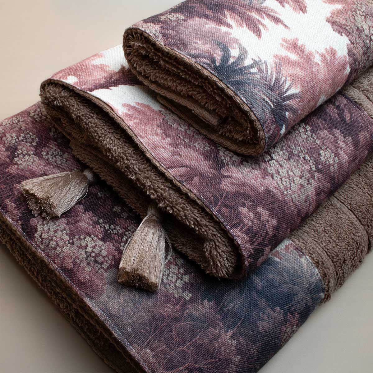 Πετσέτα Σώματος (70X140) White Fabric Betsy Brown 500Gsm Λευκά Είδη Μπάνιου Πετσέτες Spitishop