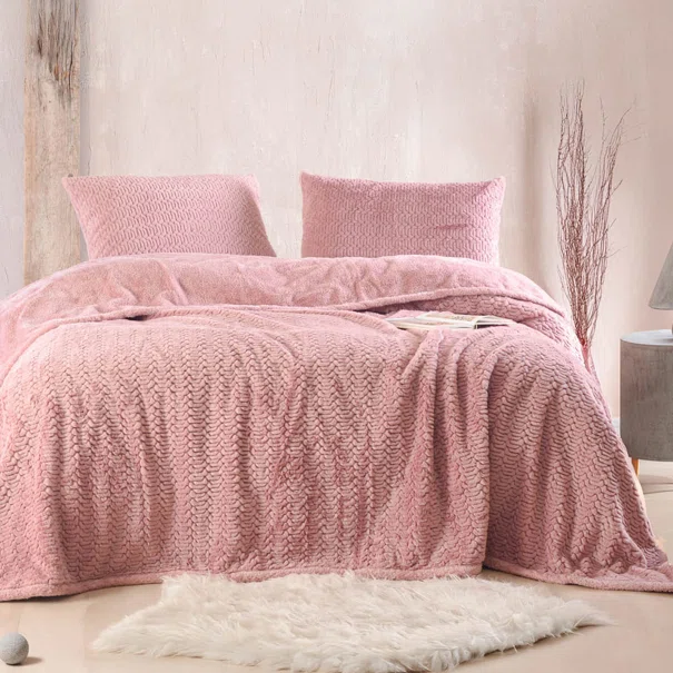 Κουβέρτα Fleece Υπέρδιπλη Με Γουνάκι (220x240) + Διακοσμητικές Μαξιλαροθήκες (Σετ) Rythmos Bliss Ροζ