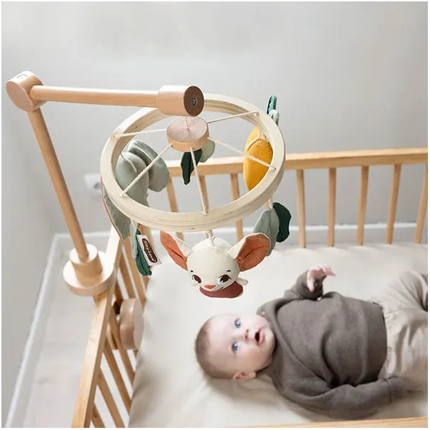 Φορητό Μουσικό Μόμπιλε Tiny Love Garden Of Adventures BR78802