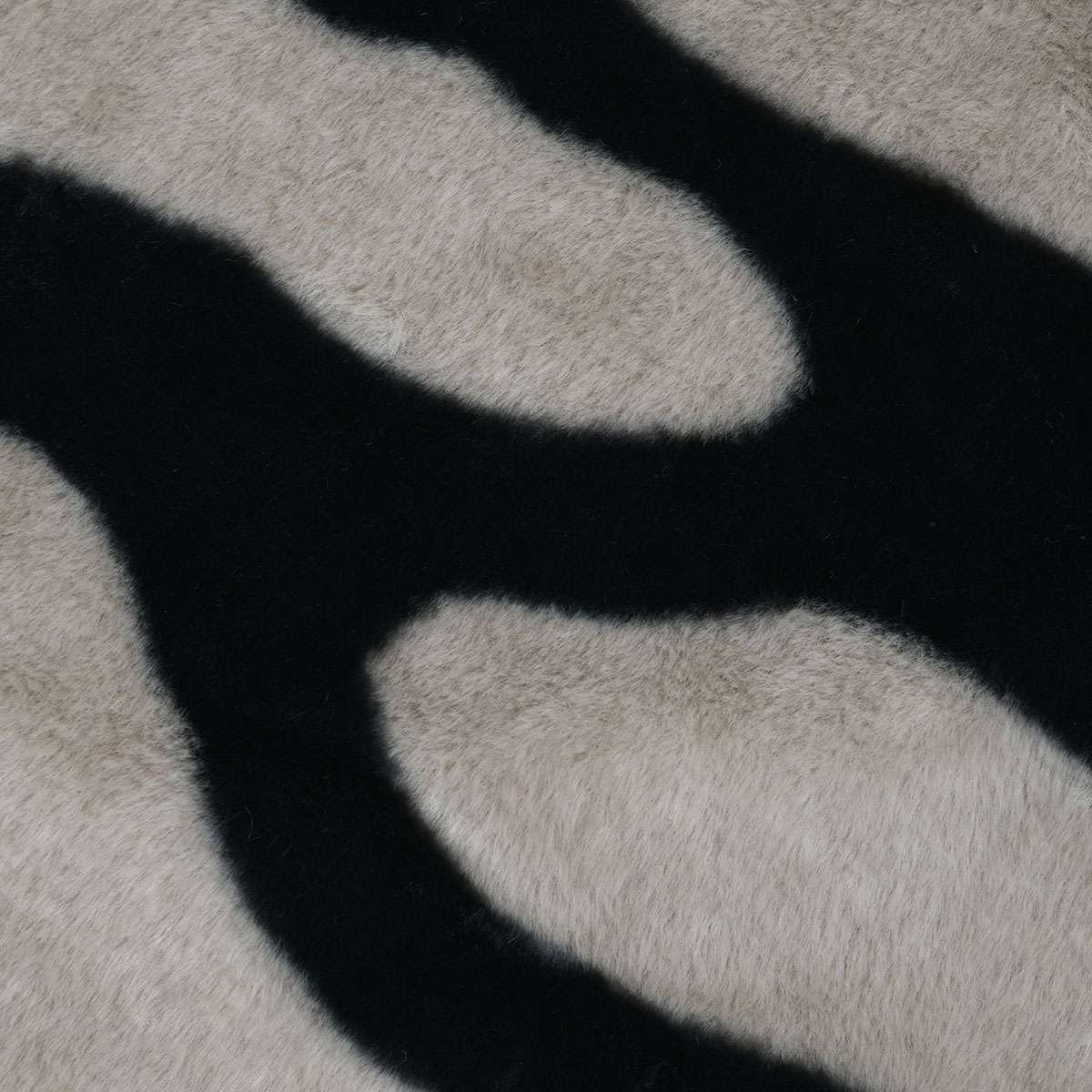 Κουβέρτα Καναπέ Fleece (130X160) S-F Fauves Taupe P2D939002 Λευκά Είδη Σαλονιού Κουβέρτες Spitishop