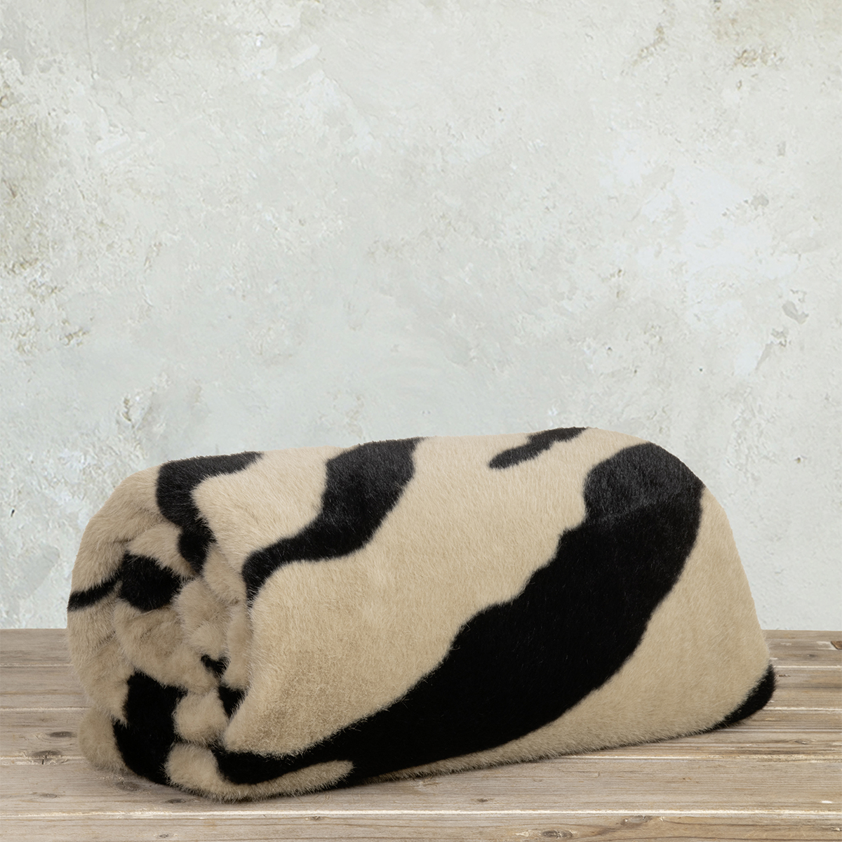 Γούνινη Κουβέρτα Καναπέ (130X170) Nima Sebra Beige Λευκά Είδη Σαλονιού Κουβέρτες Spitishop