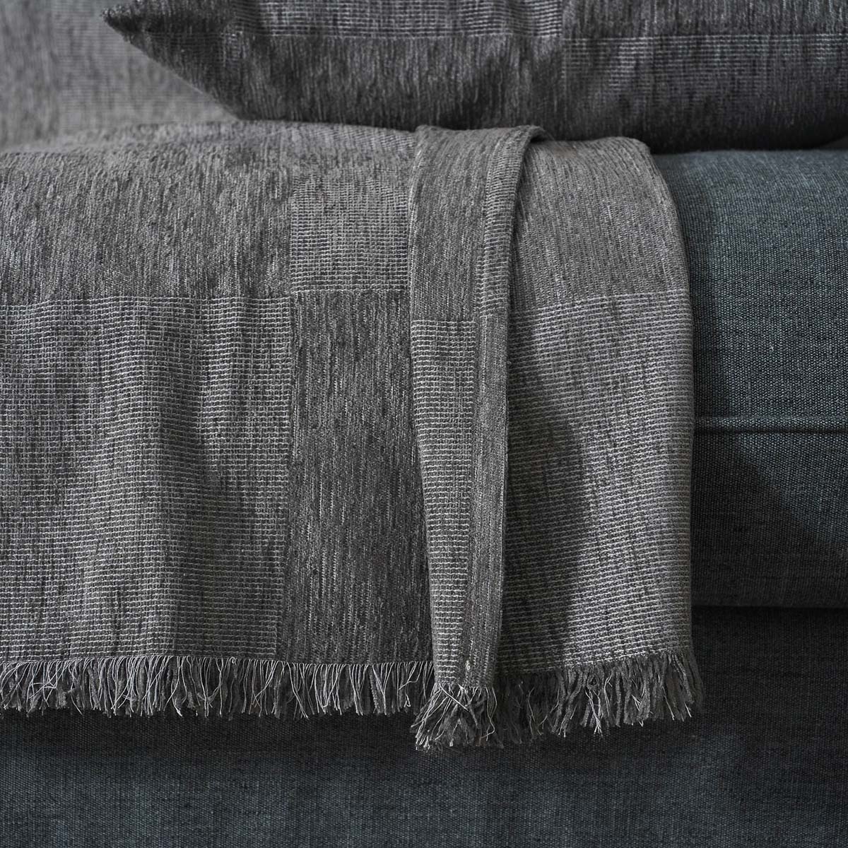 Ριχτάρι Πολυθρόνας (180X180) Gofis Home Zephyr Ink Grey 146 15 Λευκά Είδη Σαλονιού Ριχτάρια Καναπέ Χειμερινά Spitishop