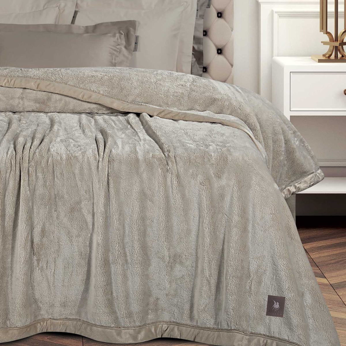 Κουβέρτα Βελουτέ King Size (240X250) Greenwich Polo Club Essential 3972 Taupe Λευκά Είδη Κρεβατοκάμαρας Κουβέρτες Υπέρδιπλες Spitishop