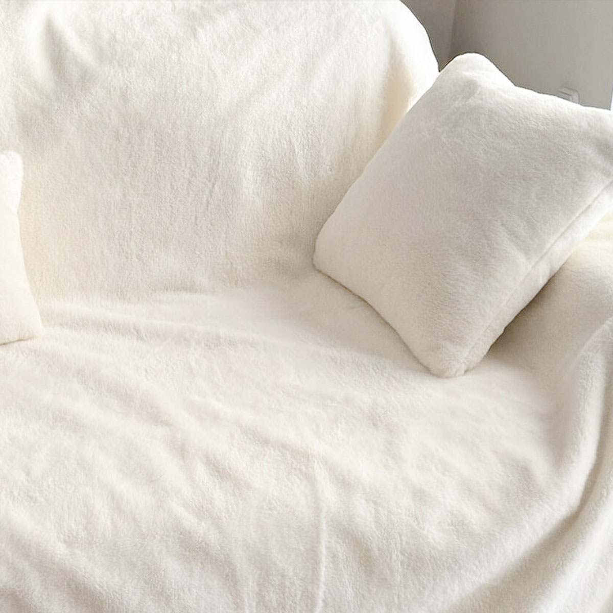 Ριχτάρι Καναπέ Διθέσιου Γούνινο (160x240) Pol Rugs & Mats Rabbit Cream