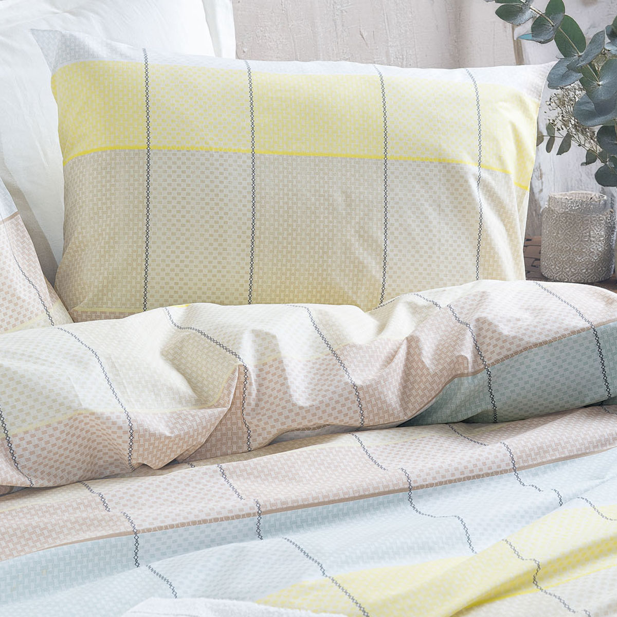 Σεντόνια Υπέρδιπλα (Σετ) Rythmos Next Colette Yellow Blue Λευκά Είδη Κρεβατοκάμαρας με Λάστιχο Spitishop