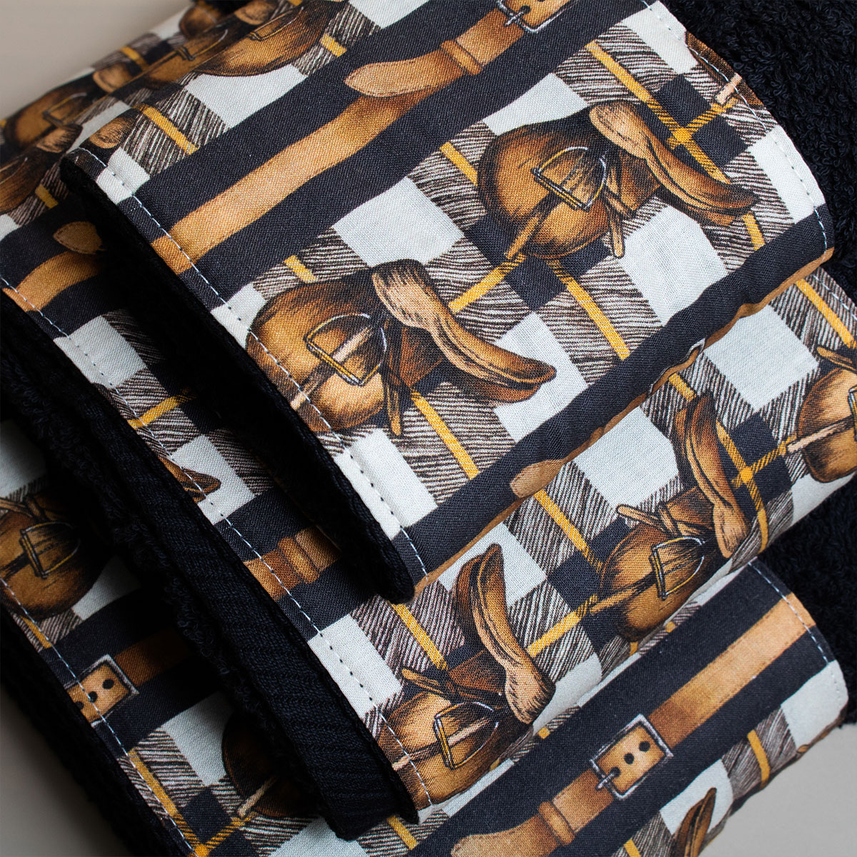 Πετσέτα Σώματος (80X150) White Fabric Horsie Black 600Gsm Λευκά Είδη Μπάνιου Πετσέτες Spitishop