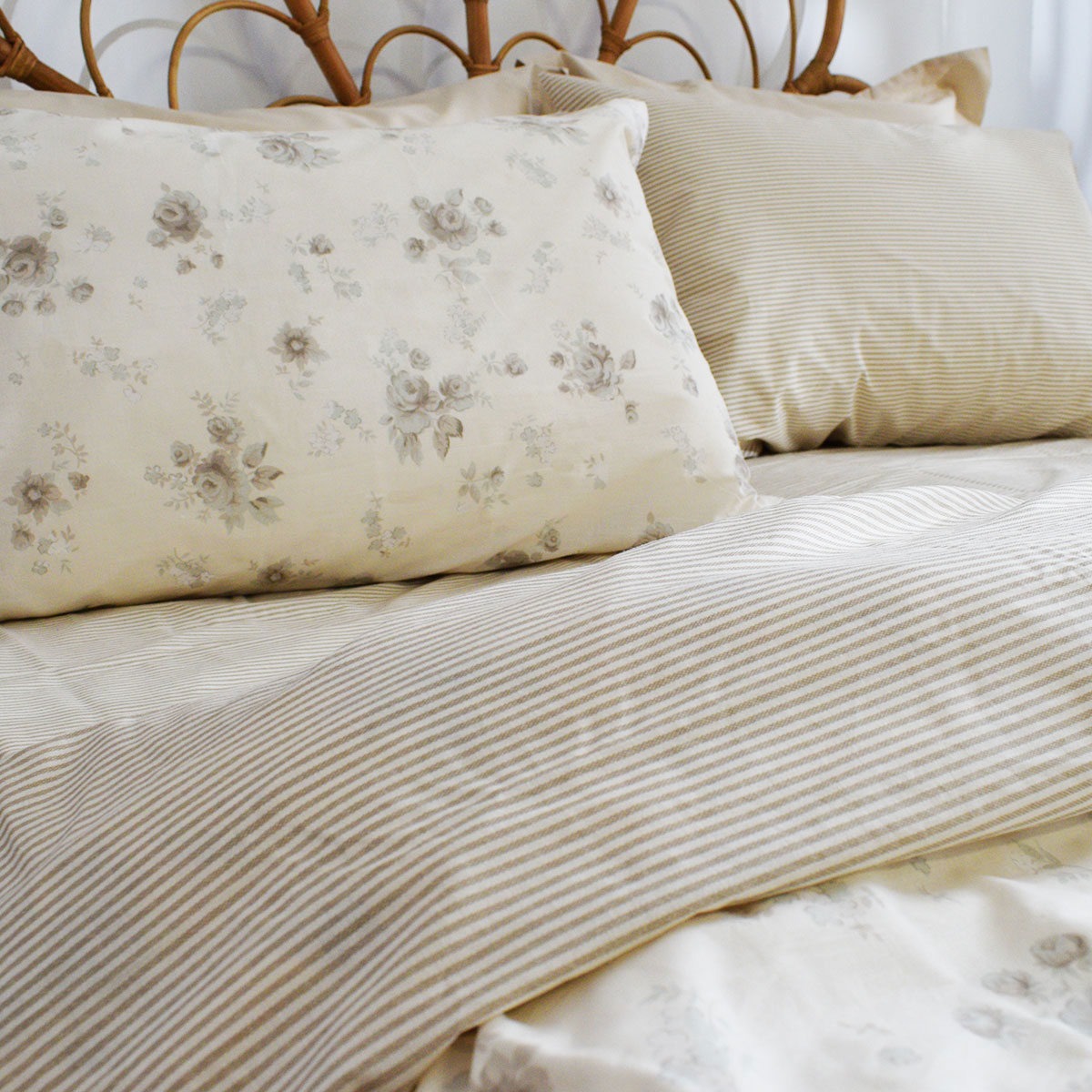 Παπλωματοθήκη Υπέρδιπλη (Σετ 220x240) 2 Όψεων Ravelia Fiore Beige