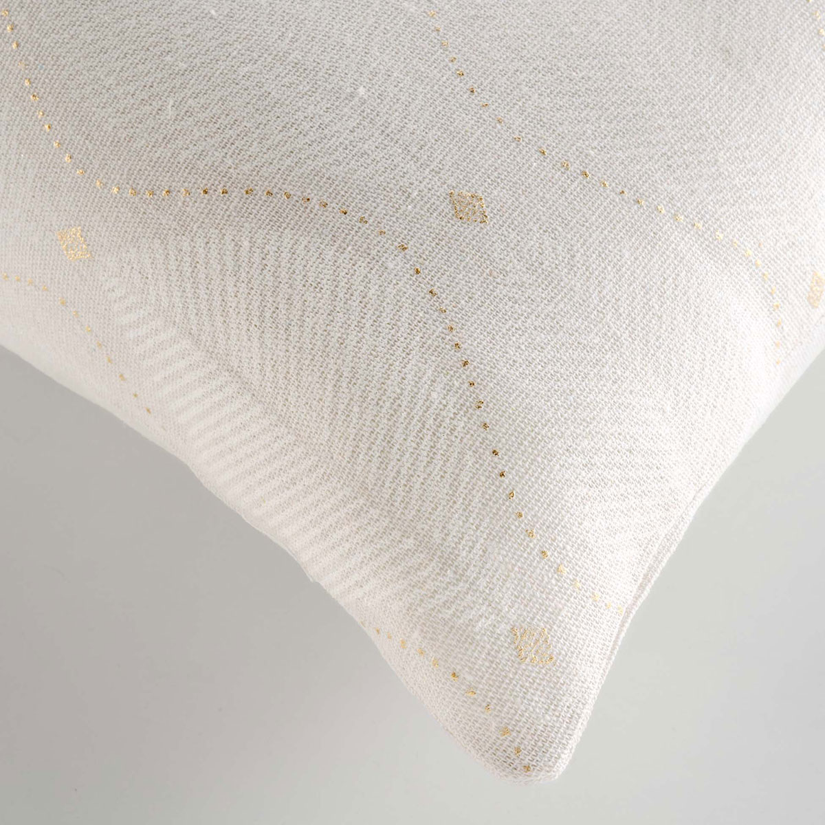 Διακοσμητικό Μαξιλάρι (45X45) L-C Maho Blanc 1612880 Λευκά Είδη Σαλονιού Μαξιλάρια Διακοσμητικά Τετράγωνα Spitishop
