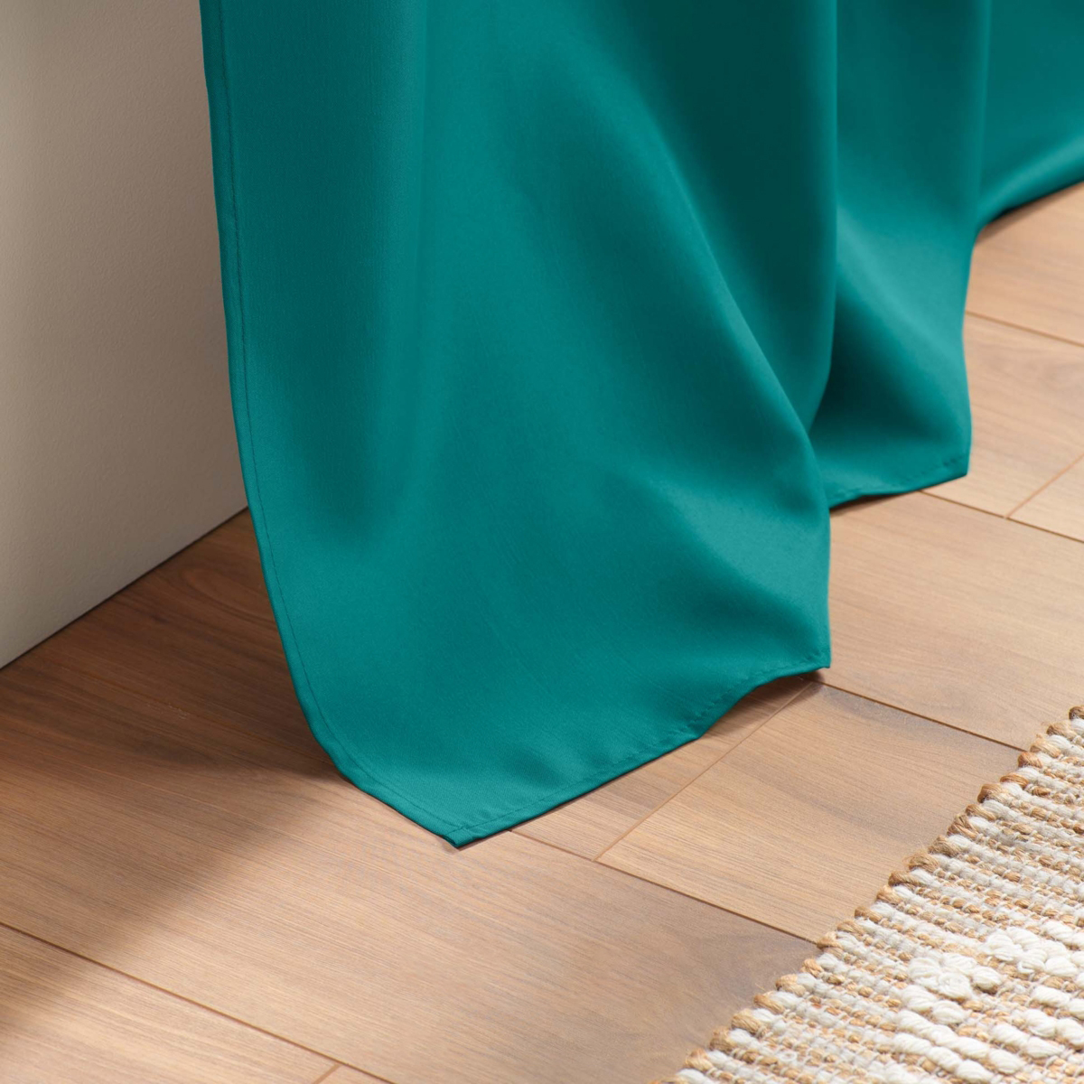 Κουρτίνα Παραθύρου (140X180) με Τρουκς L-C Essentiel Blue Peacock 1612660 Όσα Αγαπήσατε Περισσότερο Μόλις Ξαναήρθαν - Είναι Πάλι Εδώ οι Κουρτίνες Που 