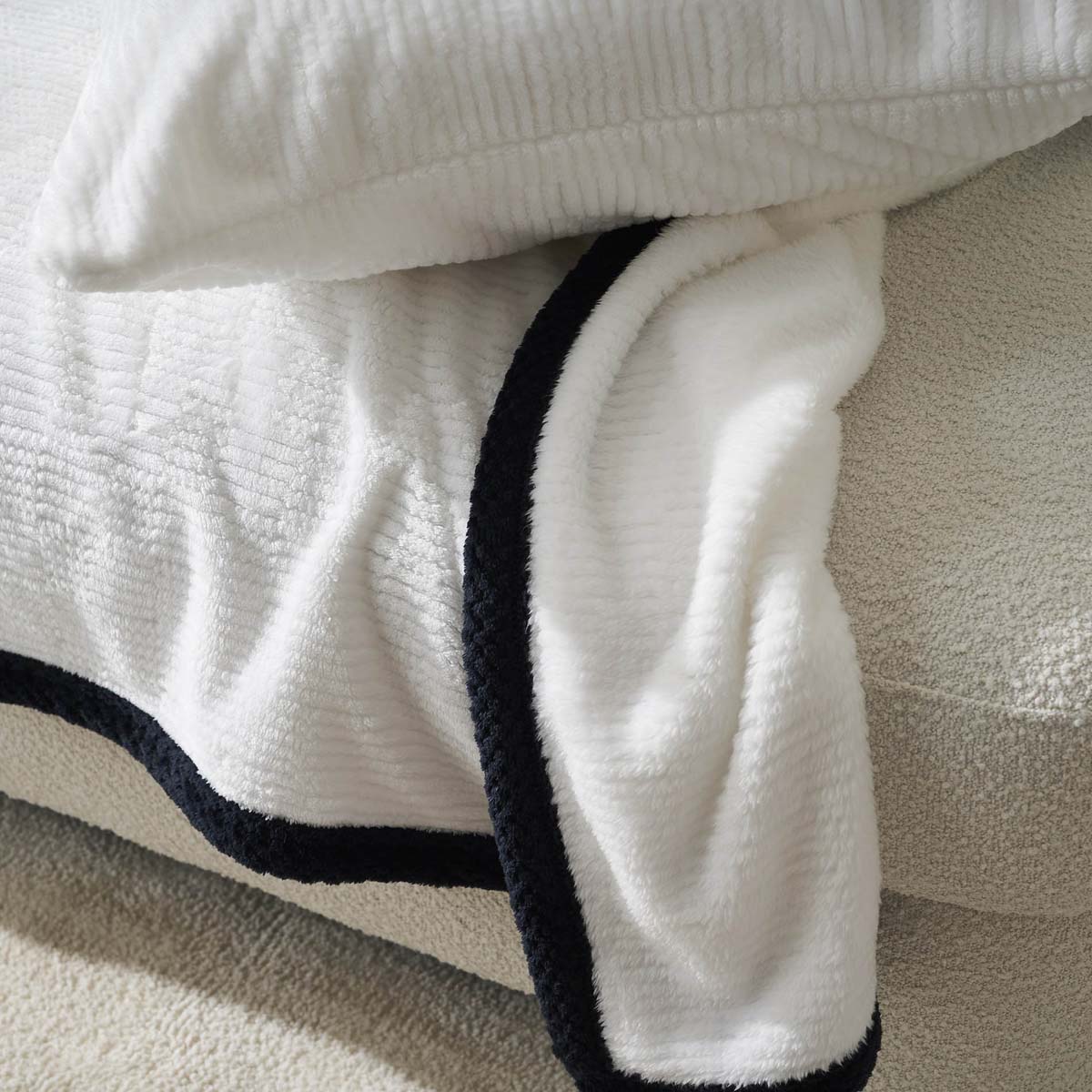Ριχτάρι Πολυθρόνας (180X180) Gofis Home Polar White 109 16 Λευκά Είδη Σαλονιού Ριχτάρια Καναπέ Χειμερινά Spitishop
