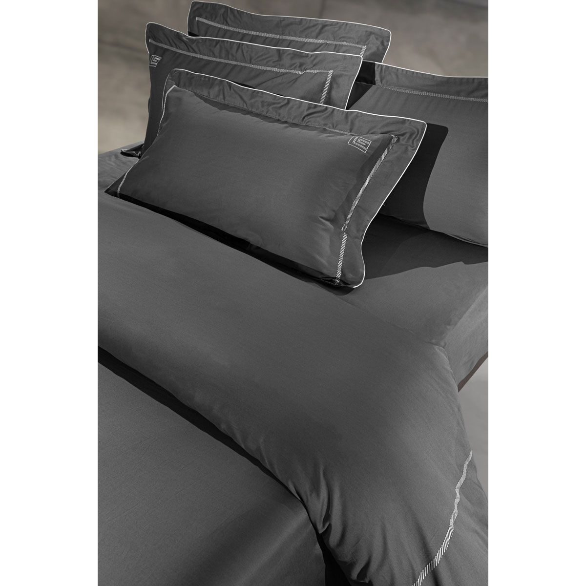 Παπλωματοθήκη King Size (Σετ 250x240) Guy Laroche Elite Anthracite - Silver