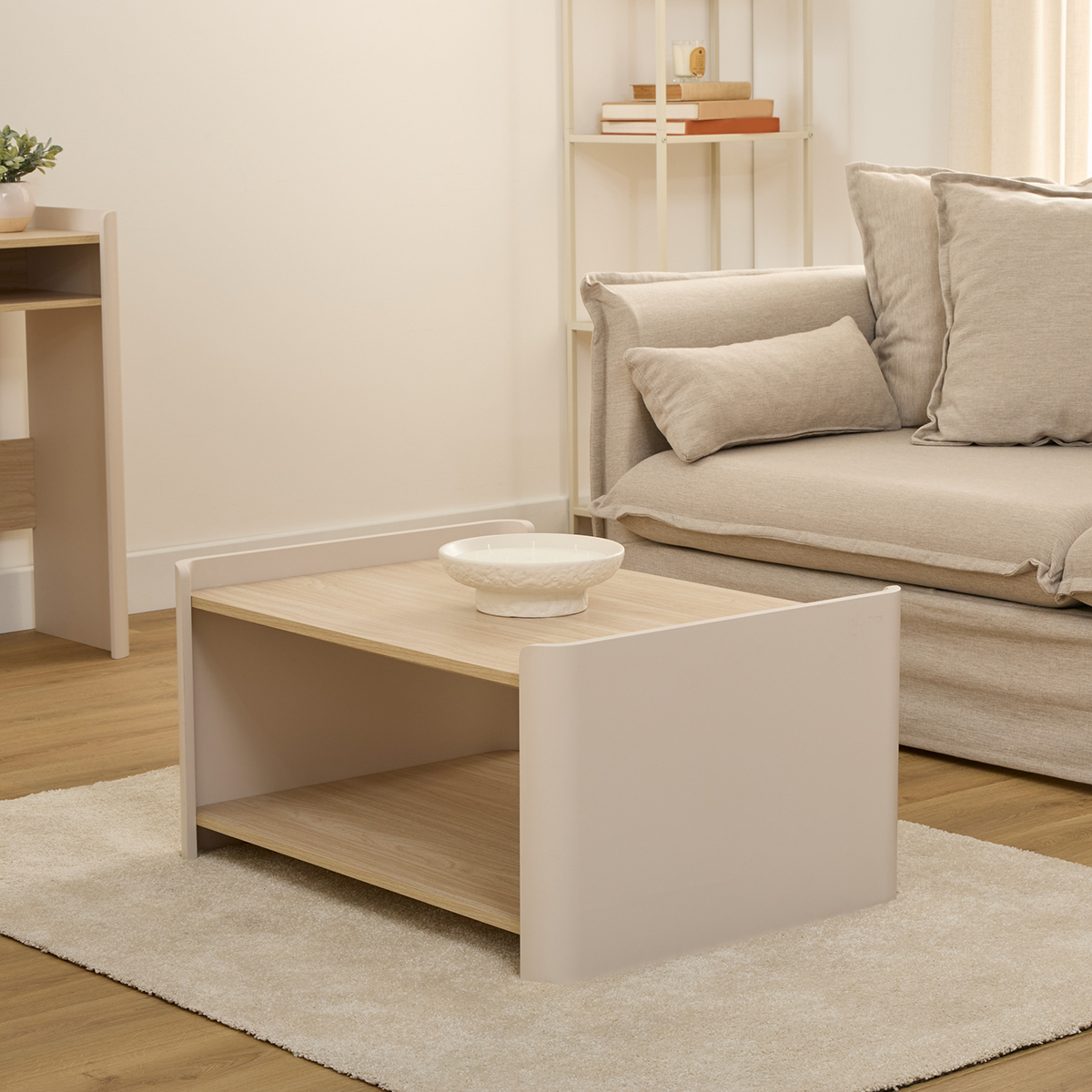 Τραπέζι Σαλονιού Με Ράφι (80x60x40) F-V Roundy 212825