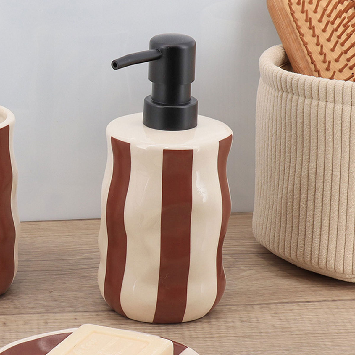Dispenser Μπάνιου 350ml (Φ8.1x18.5) T-D Stripped Mocca
