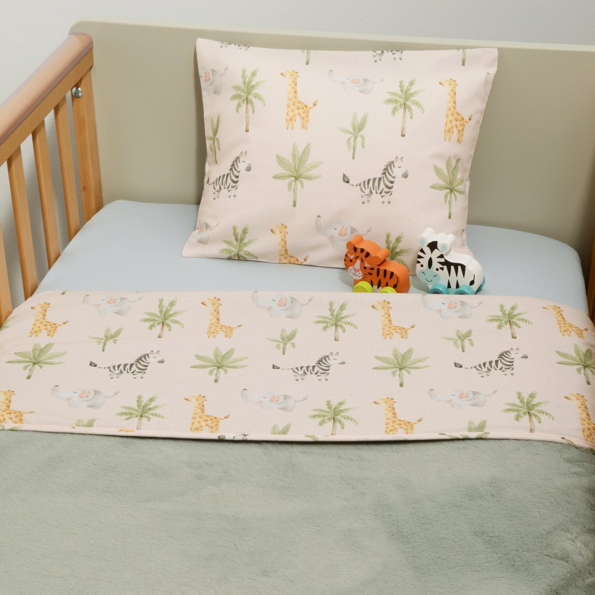 Κουβέρτα Βελουτέ Κούνιας (100x150) 2 Όψεων Baby Oliver Design 425