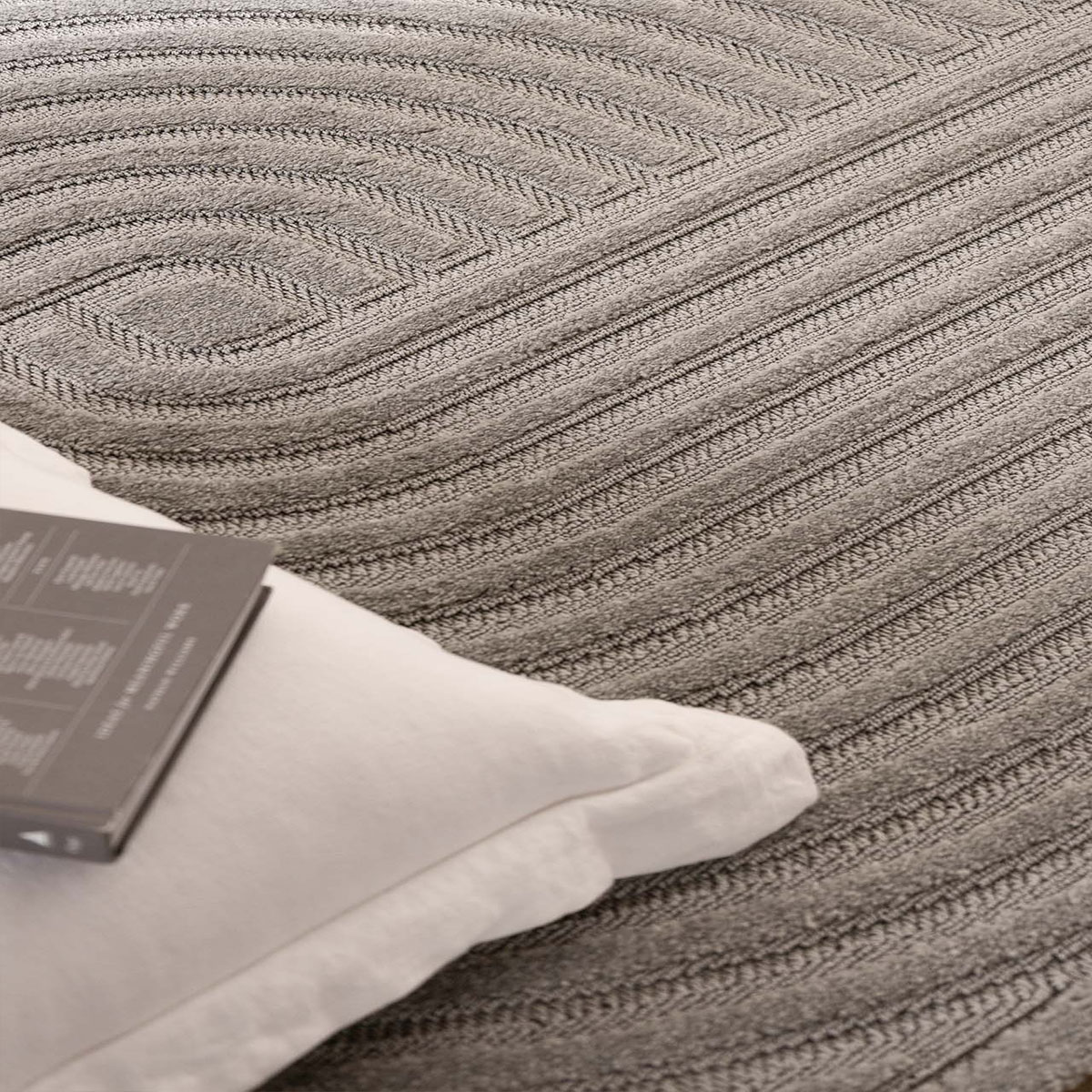 Χαλί (240X300) Royal Carpet Chiara 45003 V Χαλιά Σαλονιού Χειμερινά Spitishop