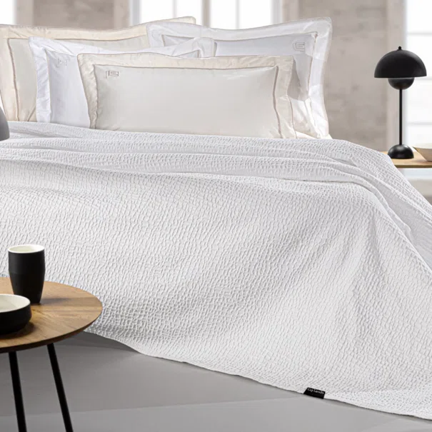Κουβερτόριο King Size (260x250) Guy Laroche Luna White