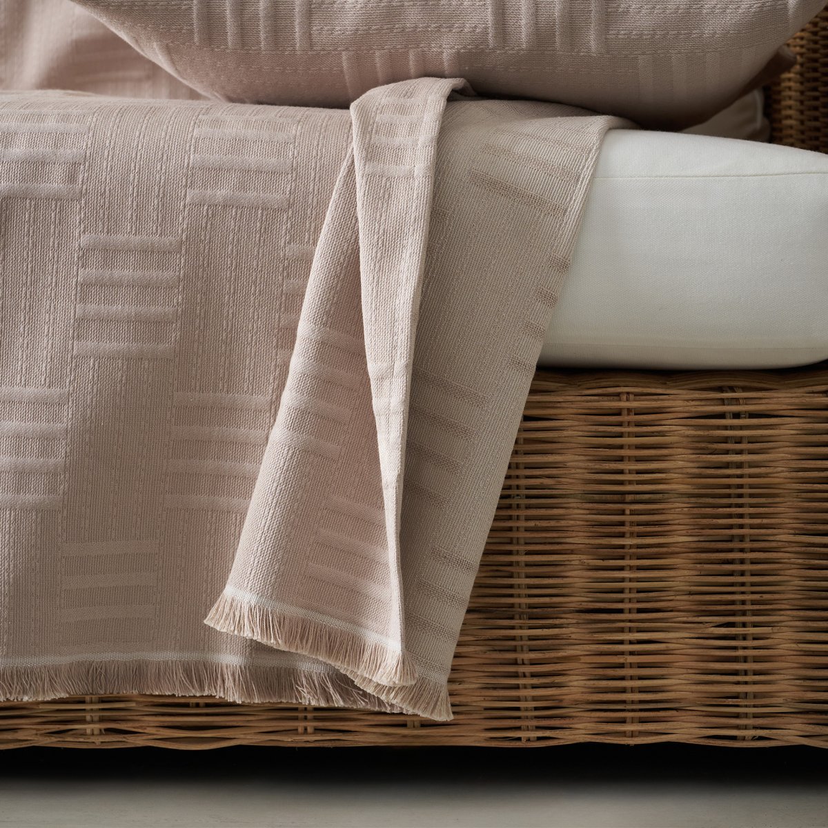 Ριχτάρι Καναπέ Τριθέσιου (180X300) Gofis Home Calyra Warm Beige 654 21 Λευκά Είδη Σαλονιού Ριχτάρια Καλοκαιρινά All Season Spitishop