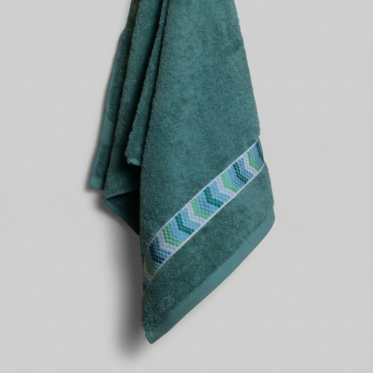 Πετσέτα Προσώπου (50X100) White Fabric Mona Green 600Gsm Λευκά Είδη Μπάνιου Πετσέτες Spitishop