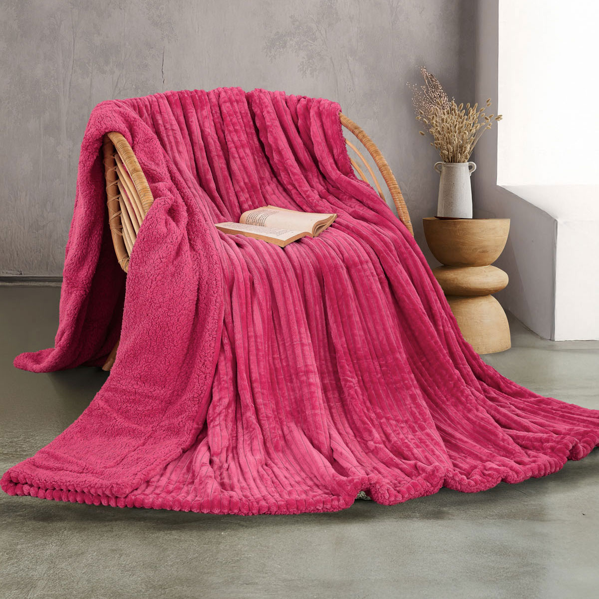 Κουβέρτα Fleece Υπέρδιπλη Με Γουνάκι (220x240) Rythmos Jollein Φουξια