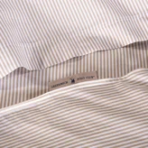 2389 Taupe