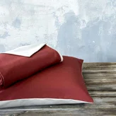 Wine Red/Light Beige